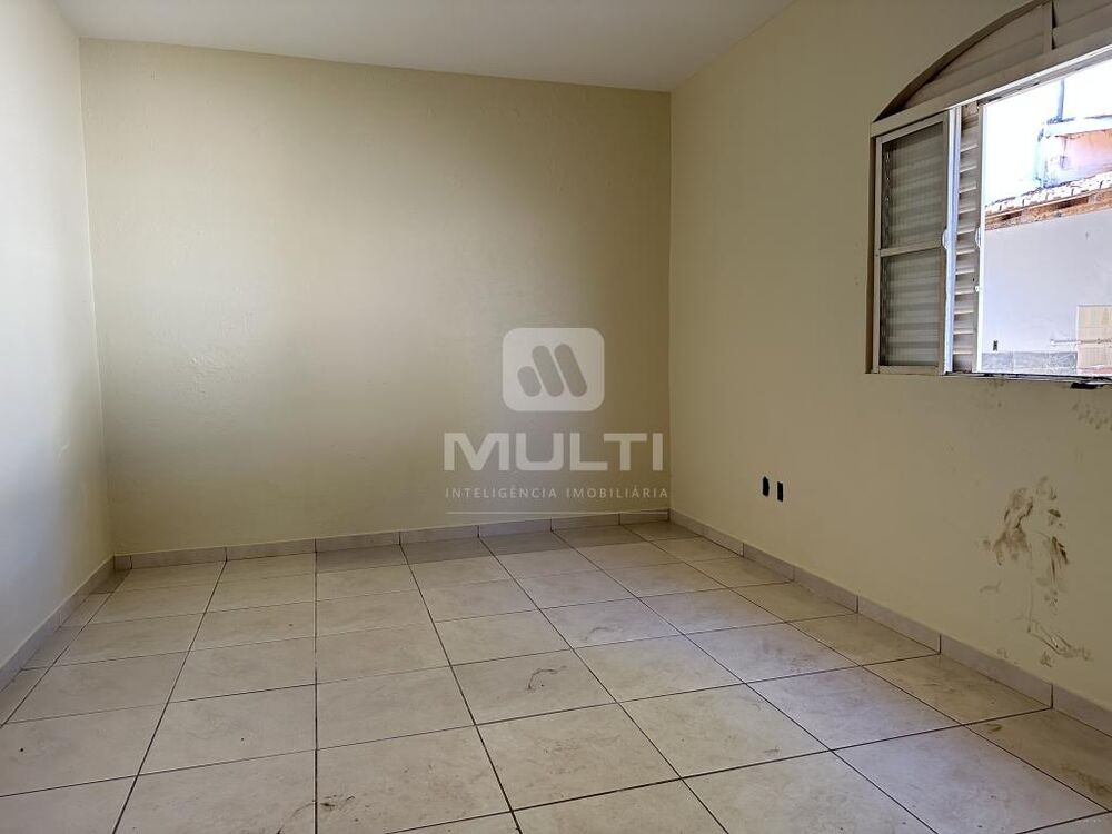 Casa, 3 quartos, 202 m² - Foto 4