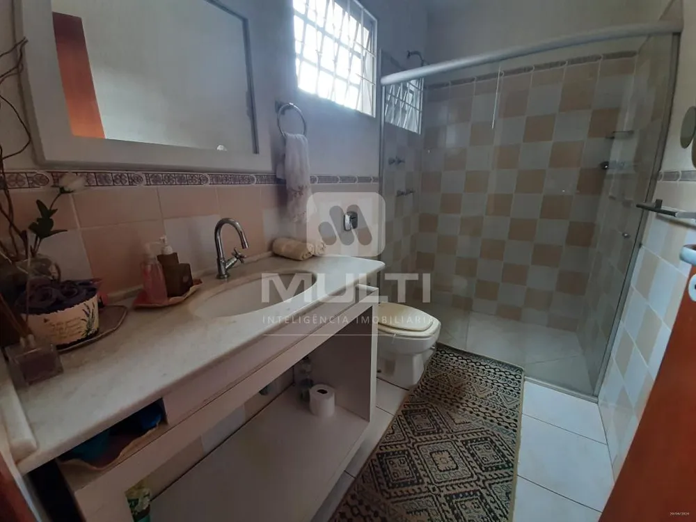 Casa, 4 quartos, 354 m² - Foto 2