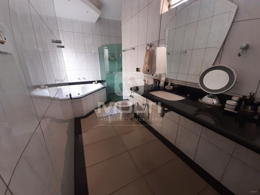 Casa, 6 quartos, 298 m² - Foto 20