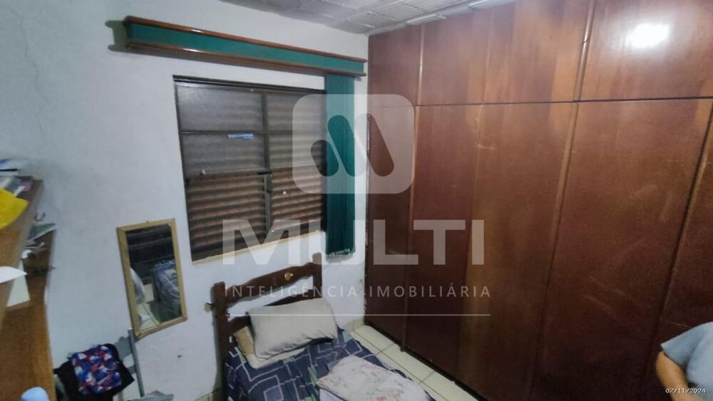 Casa, 3 quartos, 240 m² - Foto 2