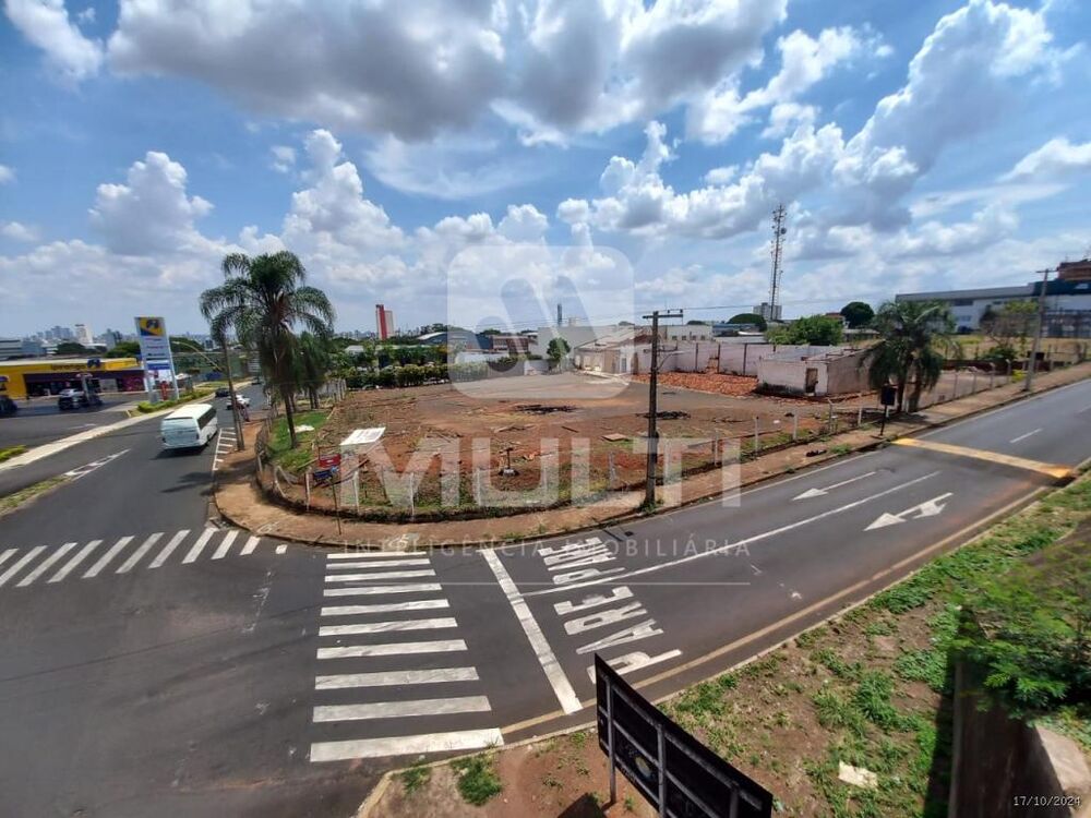 Loteamento e Condomínio - Foto 1