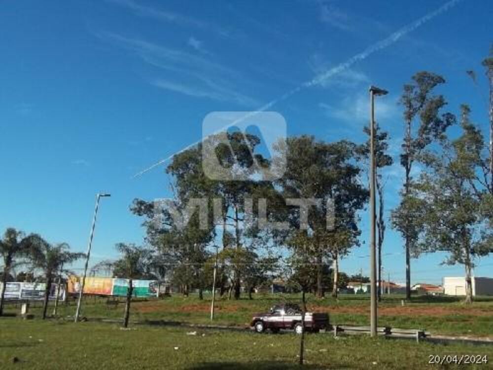 Loteamento e Condomínio à venda com 1 quarto, 10300m² - Foto 1