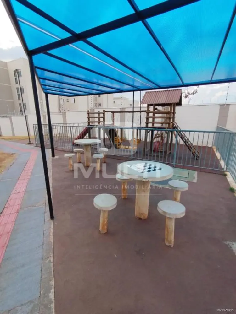 Casa, 4 quartos, 240 m² - Foto 3