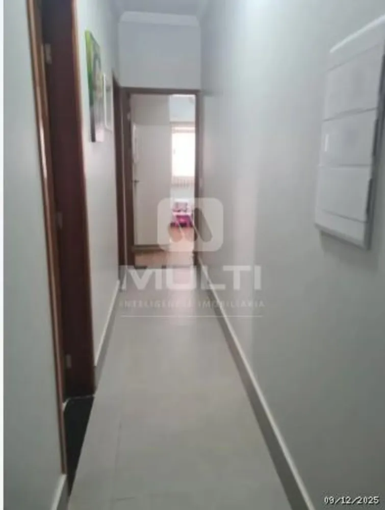 Casa, 4 quartos, 240 m² - Foto 8