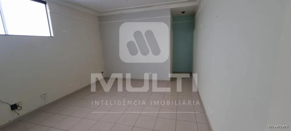 Casa, 5 quartos, 553 m² - Foto 2