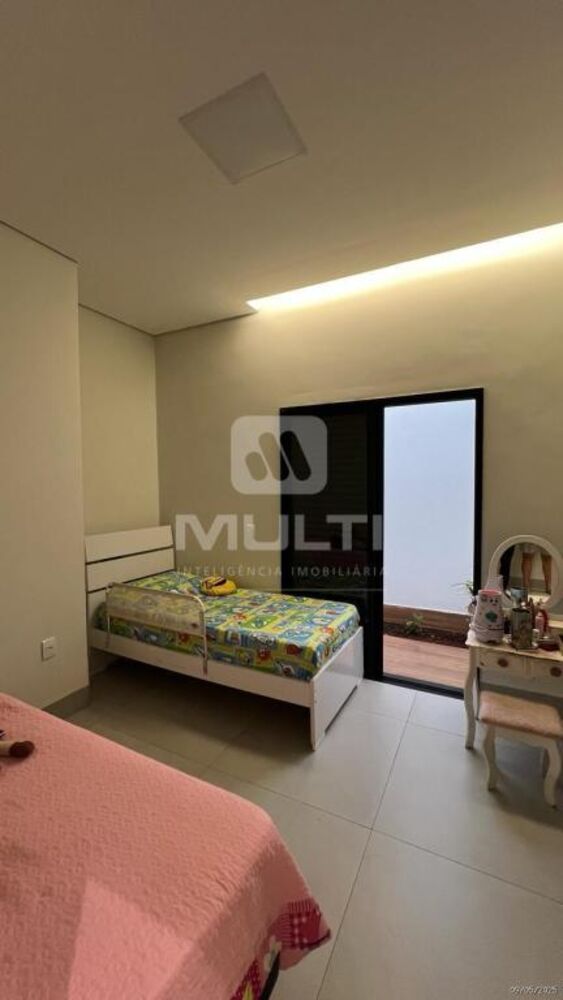 Casa, 4 quartos, 170 m² - Foto 13