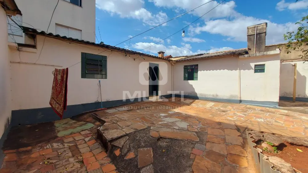 Casa, 2 quartos, 219 m² - Foto 7
