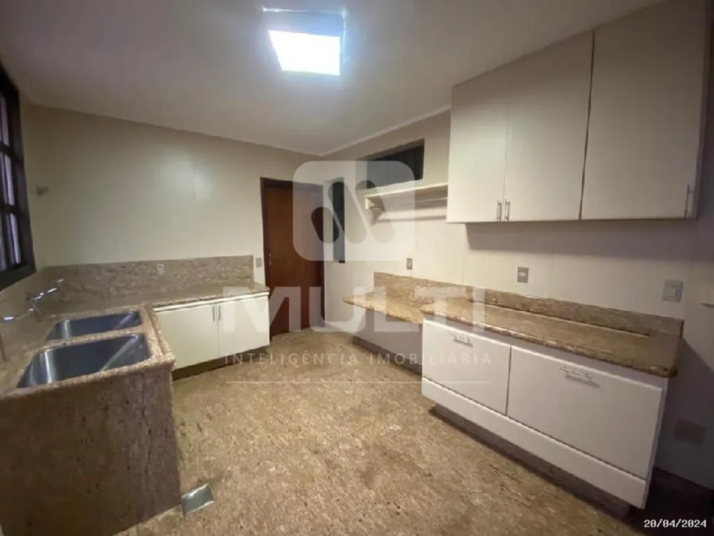 Casa, 3 quartos, 350 m² - Foto 8