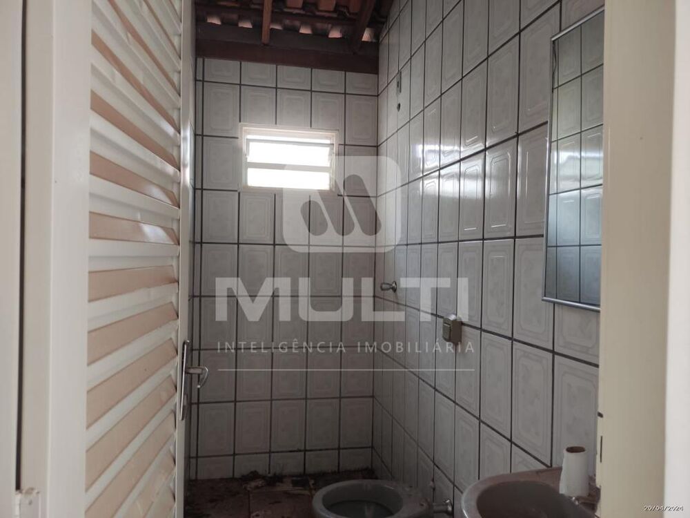 Casa à venda com 3 quartos, 200m² - Foto 19
