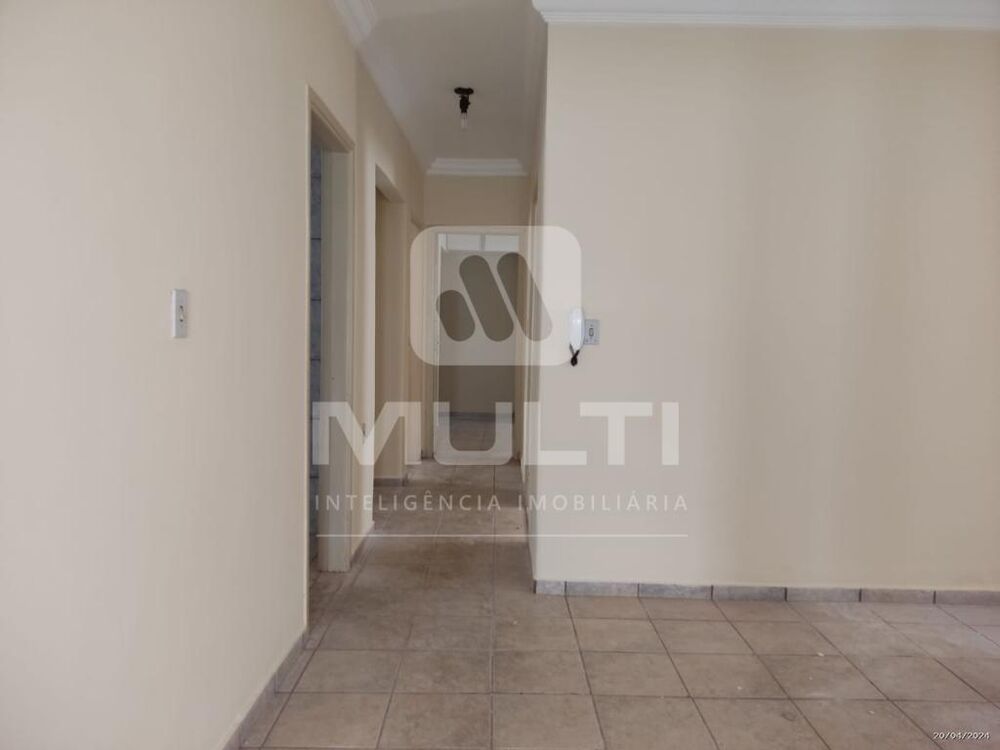 Casa à venda com 3 quartos, 200m² - Foto 6
