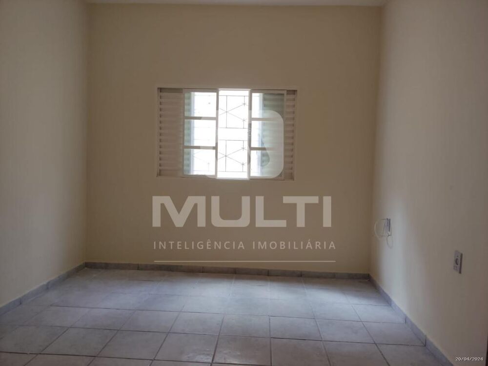 Casa à venda com 3 quartos, 200m² - Foto 11