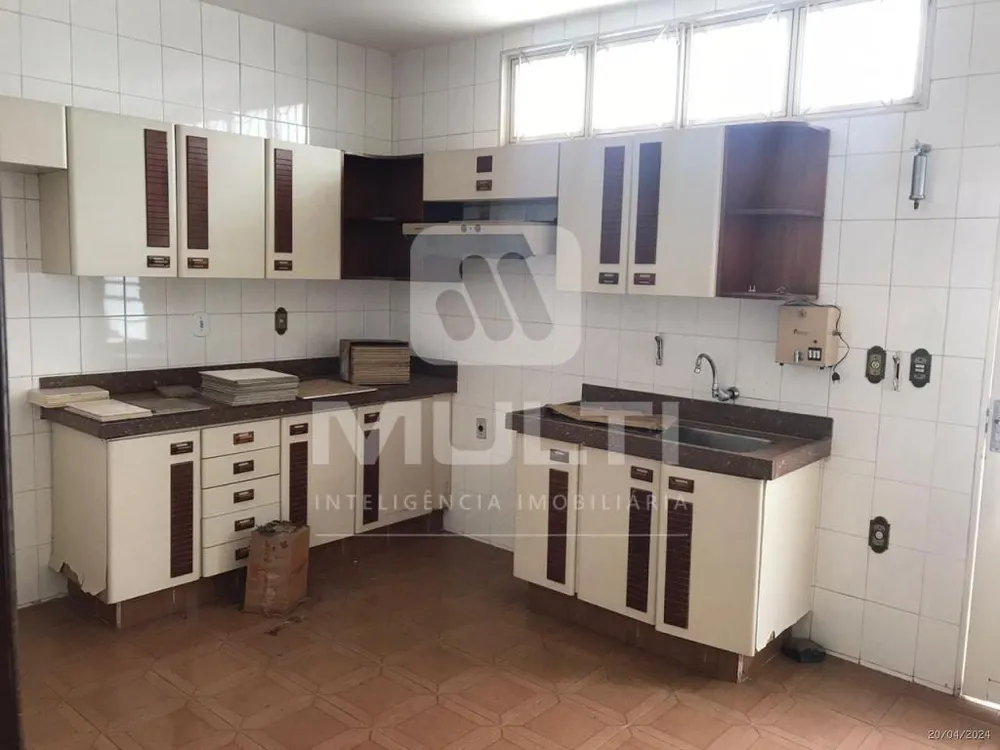 Casa, 3 quartos, 260 m² - Foto 5