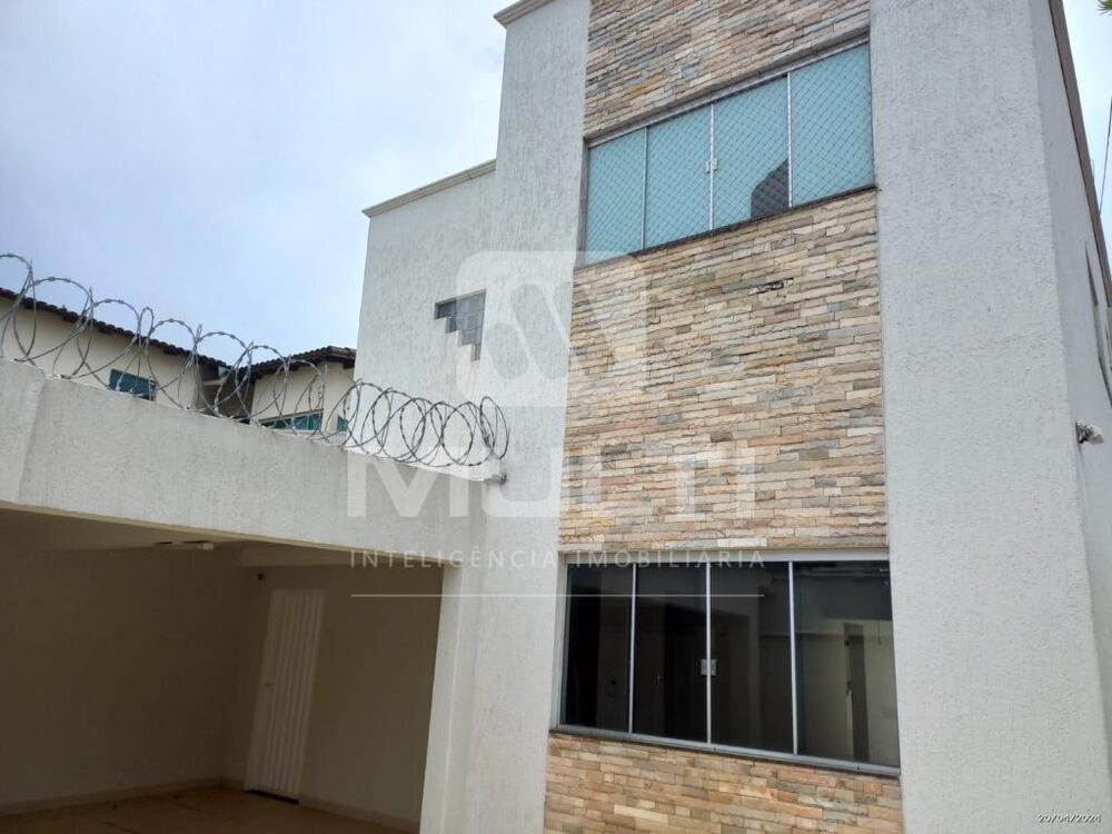 Casa, 3 quartos, 171 m² - Foto 2