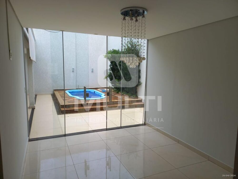 Casa, 3 quartos, 171 m² - Foto 1