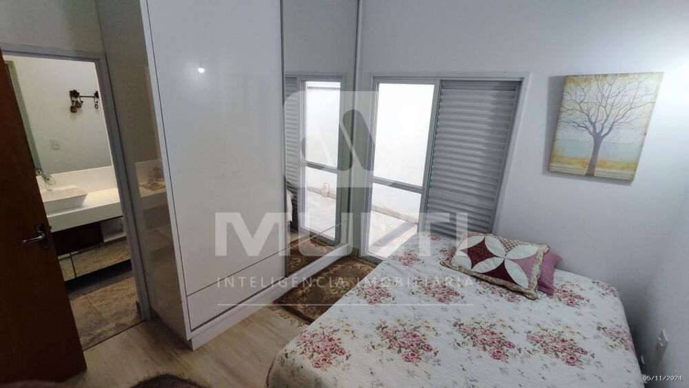 Casa de Condomínio à venda com 3 quartos, 245m² - Foto 11