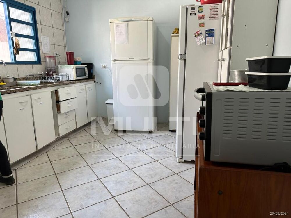 Casa, 5 quartos, 204 m² - Foto 5
