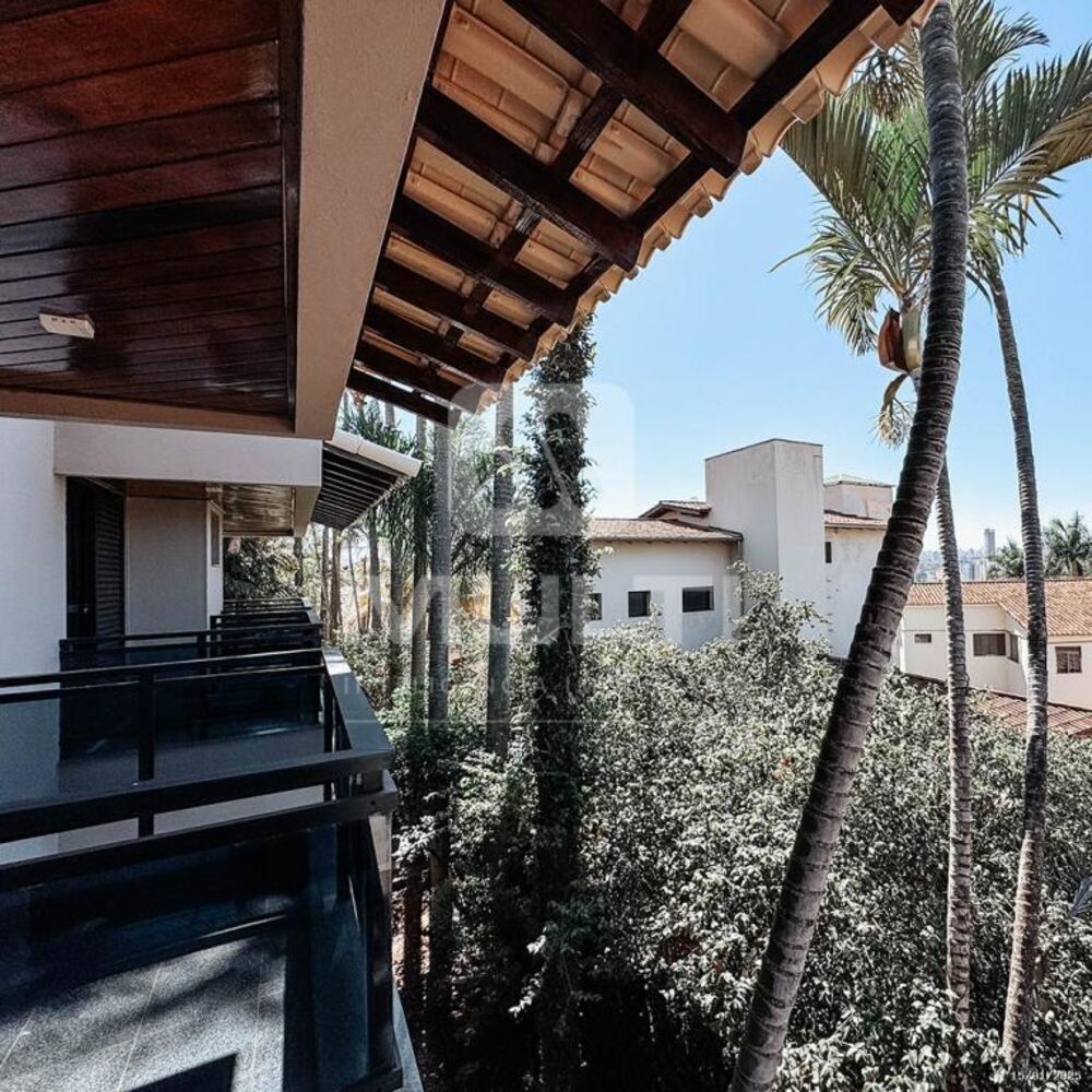 Casa, 5 quartos, 439 m² - Foto 1