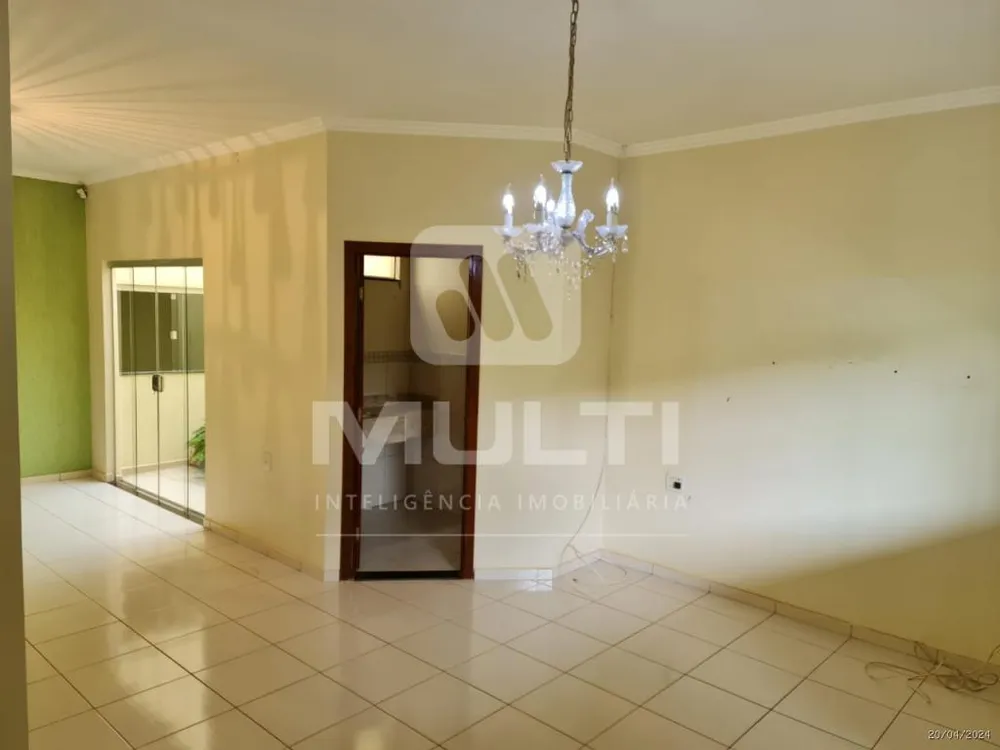 Casa, 3 quartos, 164 m² - Foto 2