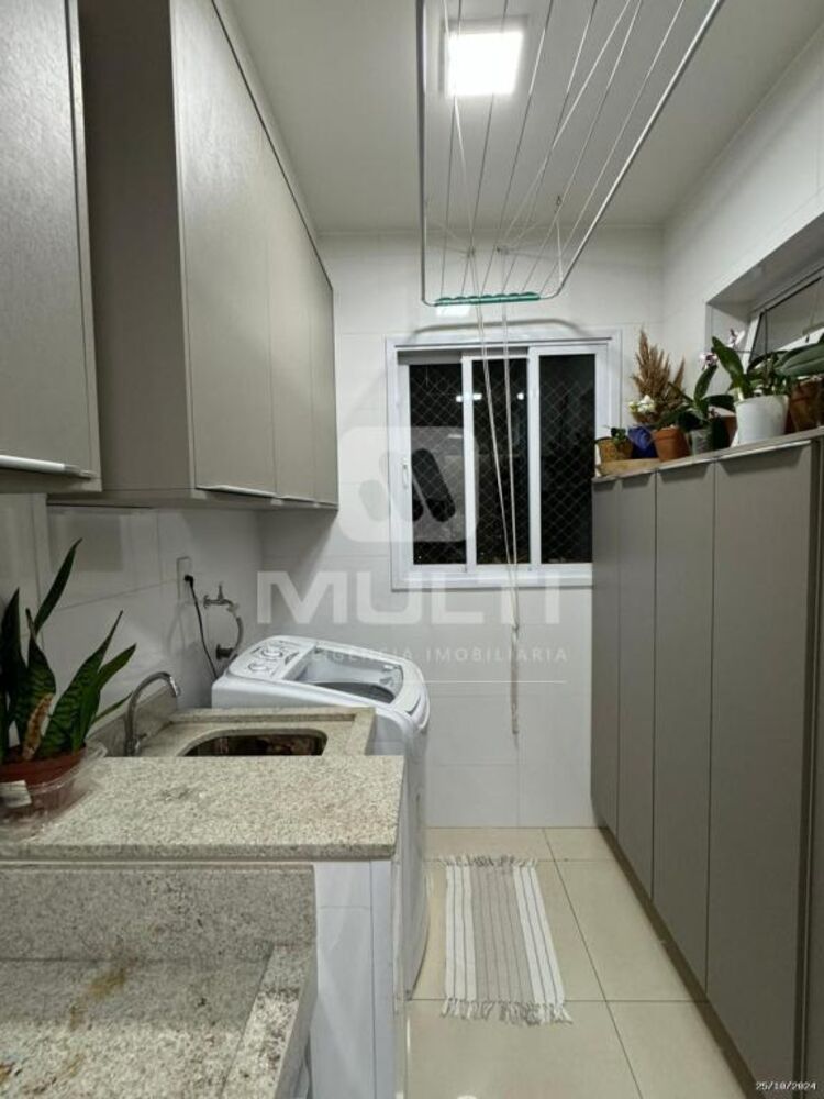 Apartamento à venda com 3 quartos, 90m² - Foto 13