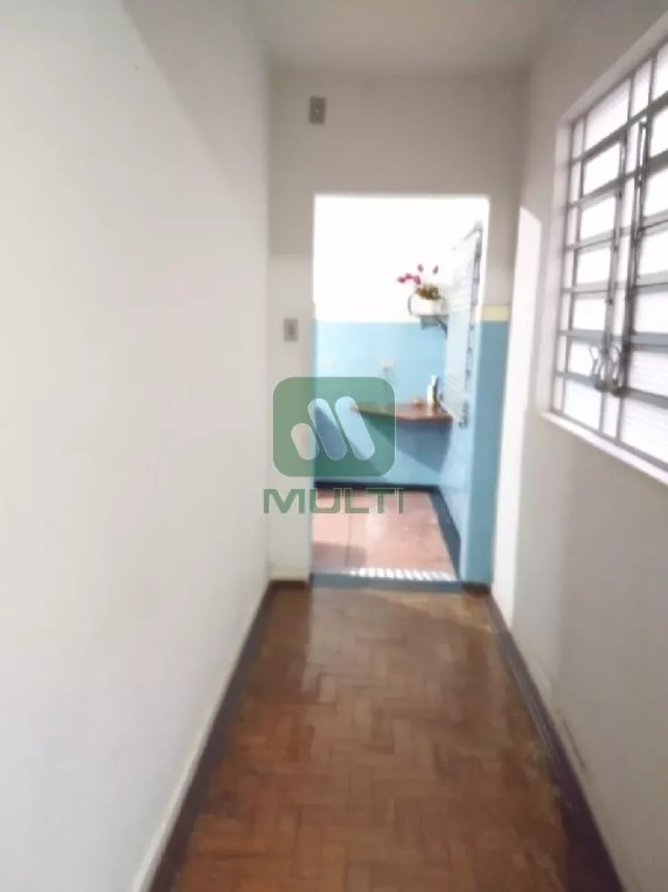 Apartamento à venda com 2 quartos, 330m² - Foto 4