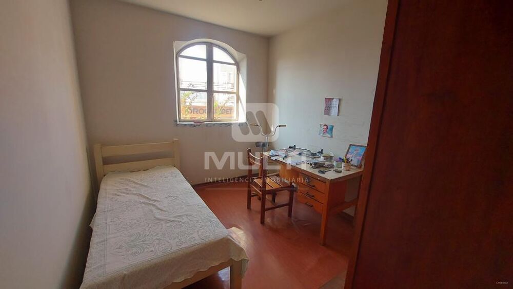 Casa, 8 quartos, 351 m² - Foto 6