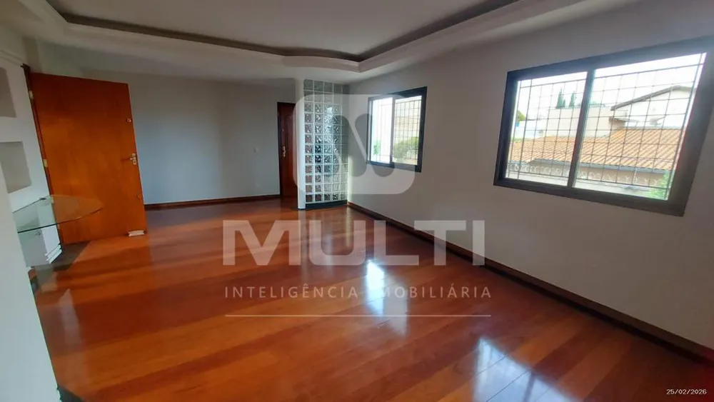 Casa, 3 quartos, 171 m² - Foto 2