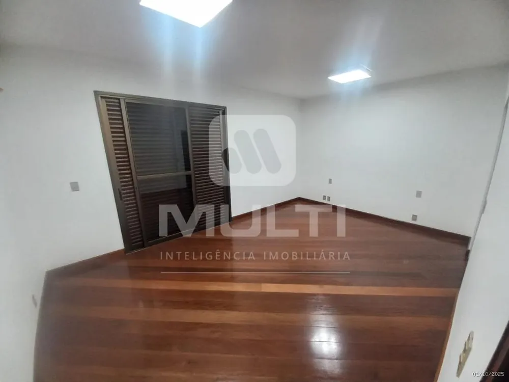 Casa, 3 quartos, 378 m² - Foto 7