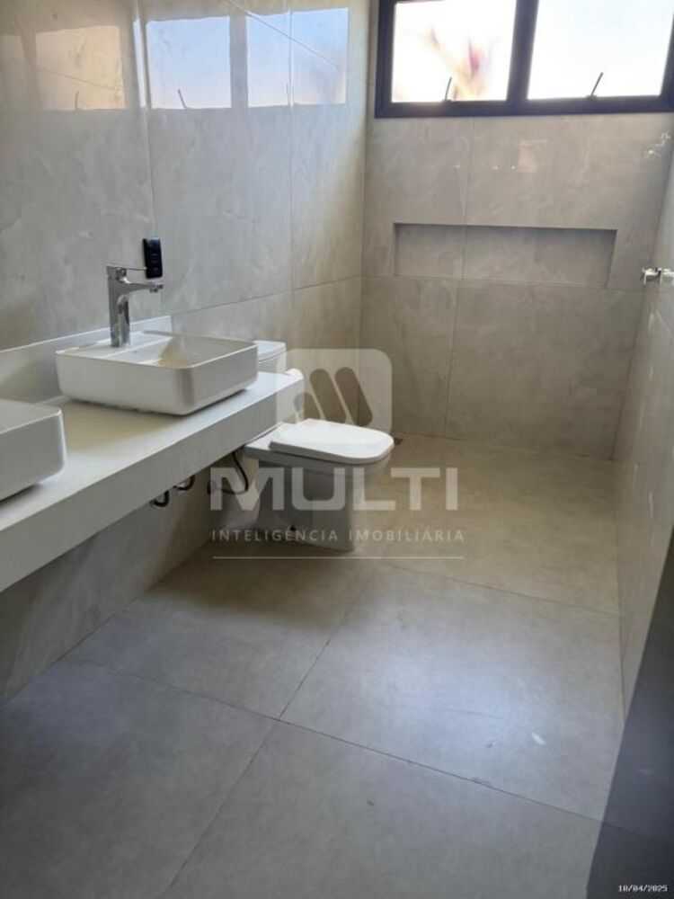 Casa, 3 quartos, 165 m² - Foto 1