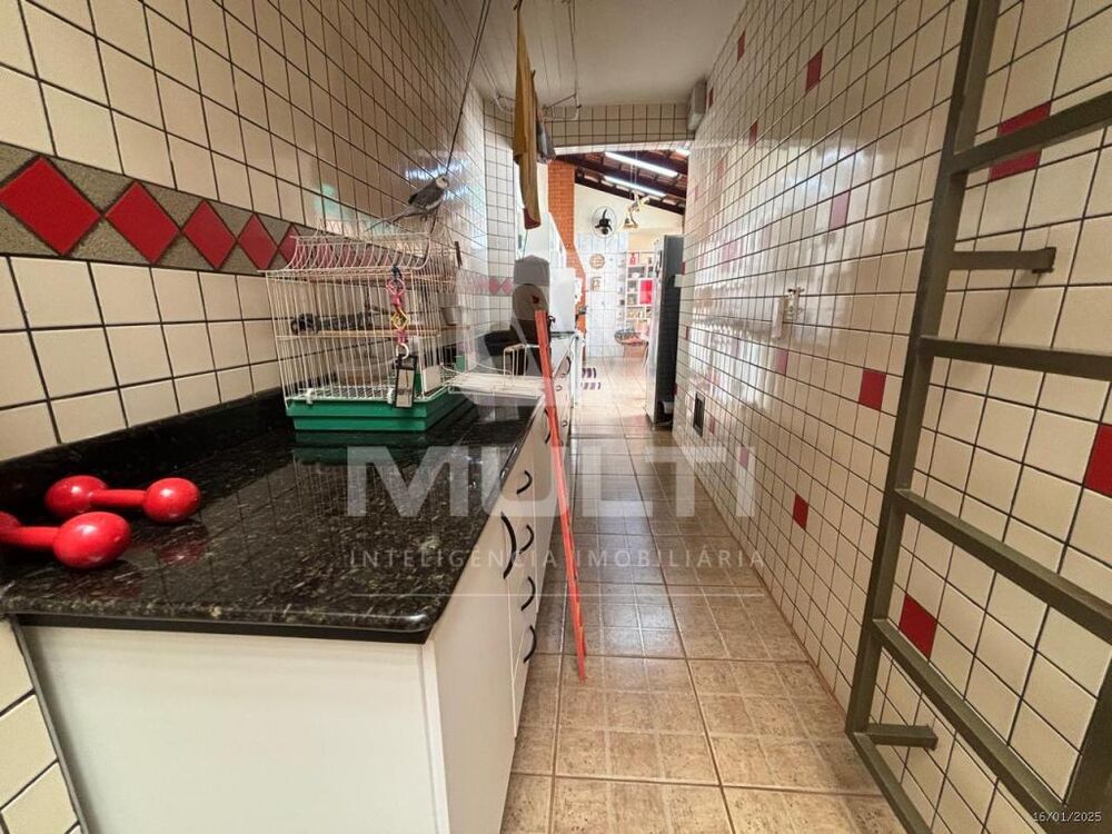 Casa, 4 quartos, 238 m² - Foto 14