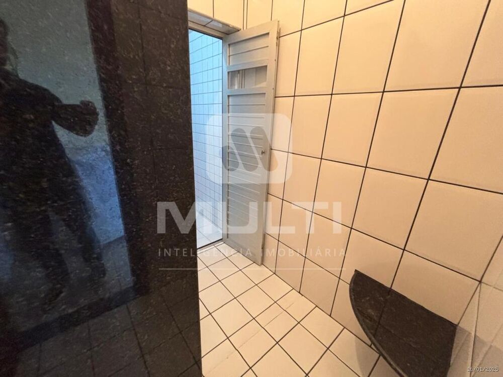 Casa, 4 quartos, 238 m² - Foto 24