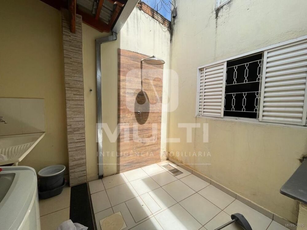 Casa, 3 quartos, 235 m² - Foto 22