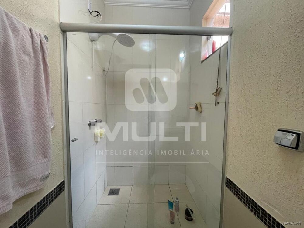 Casa, 3 quartos, 235 m² - Foto 14