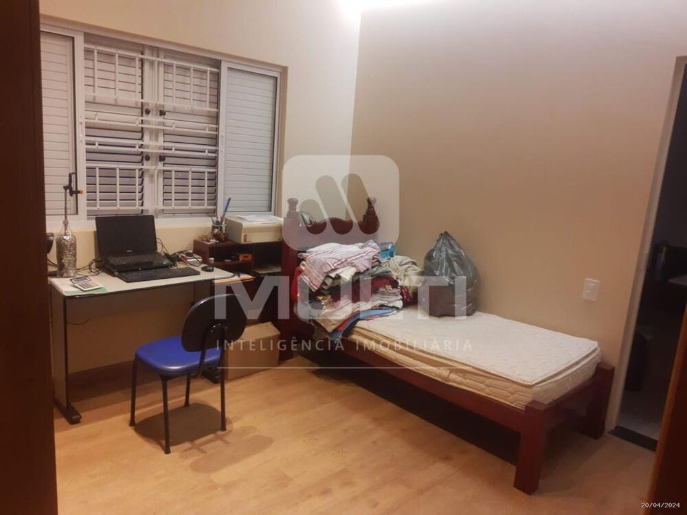 Casa, 4 quartos, 242 m² - Foto 26