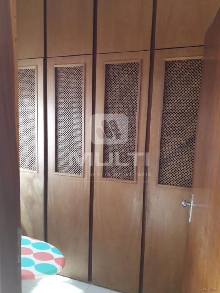 Apartamento, 3 quartos, 178 m² - Foto 1