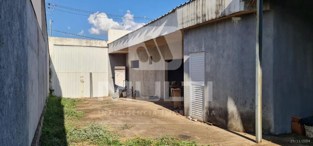 Casa, 1 quarto, 240 m² - Foto 4