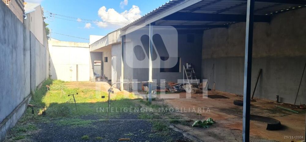 Casa, 1 quarto, 240 m² - Foto 1