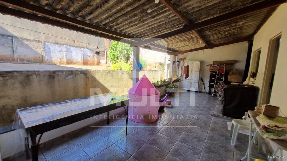 Casa, 2 quartos, 143 m² - Foto 1