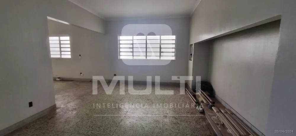 Casa, 4 quartos, 380 m² - Foto 1