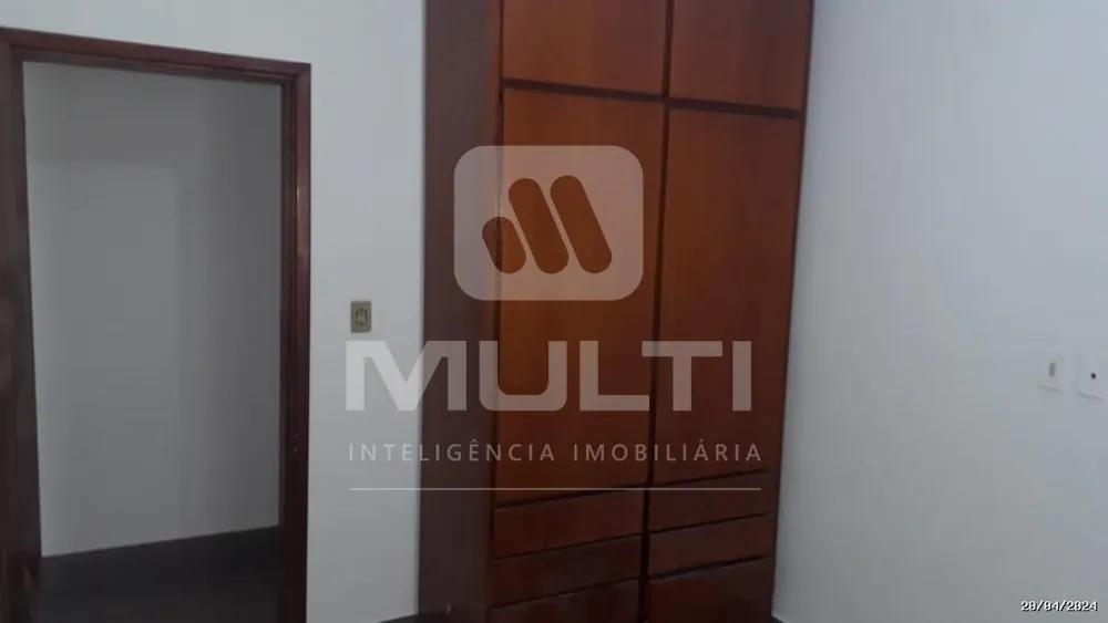 Casa, 3 quartos, 190 m² - Foto 4
