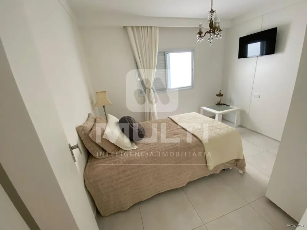Casa, 3 quartos, 215 m² - Foto 8