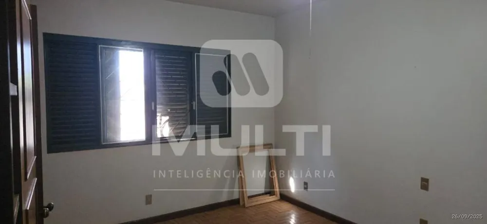 Casa, 4 quartos, 260 m² - Foto 8