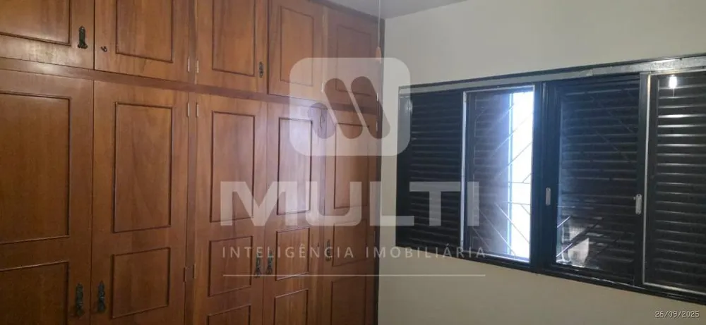 Casa, 4 quartos, 260 m² - Foto 10