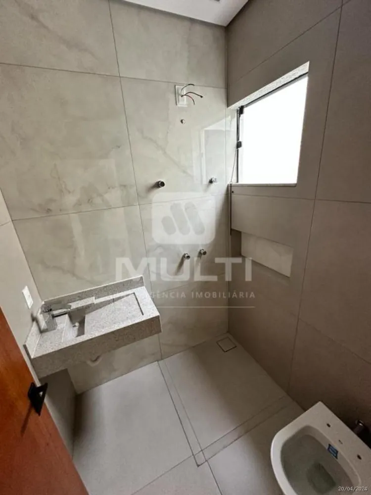 Casa, 3 quartos, 179 m² - Foto 1