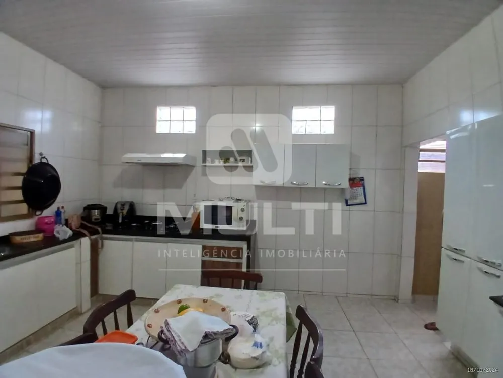Casa, 3 quartos, 182 m² - Foto 4