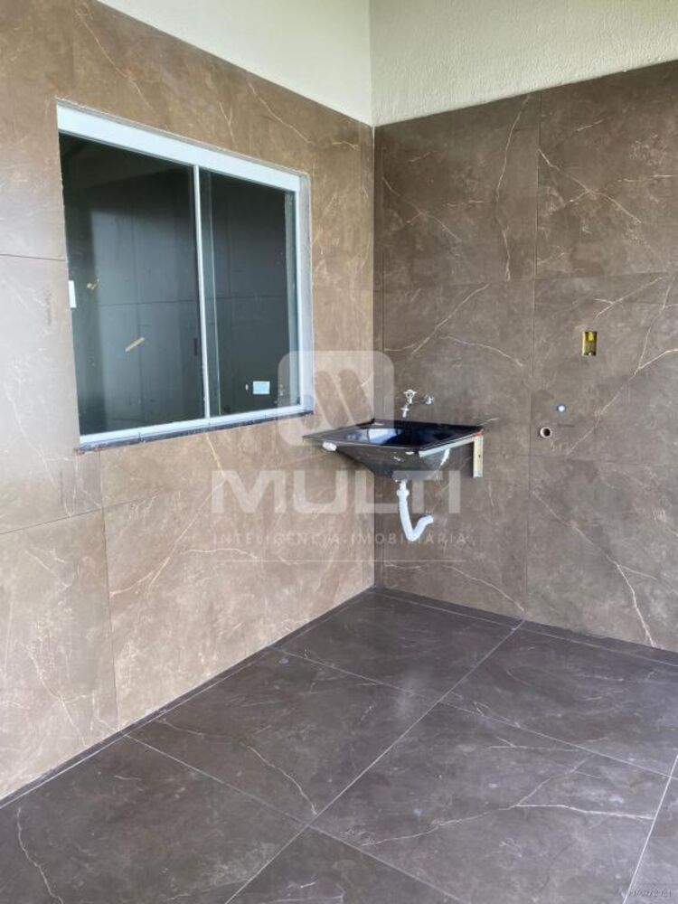 Casa à venda com 4 quartos, 150m² - Foto 16