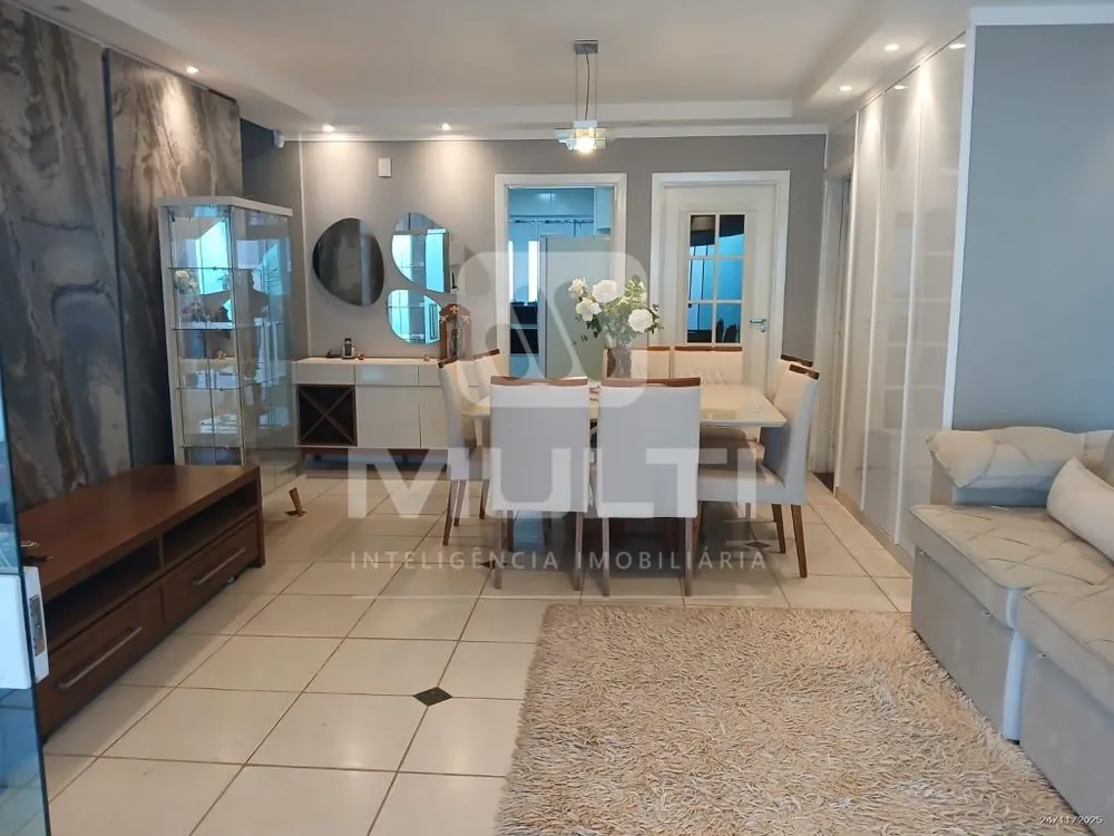 Casa, 4 quartos, 250 m² - Foto 4