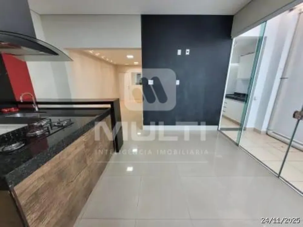 Casa, 4 quartos, 250 m² - Foto 3