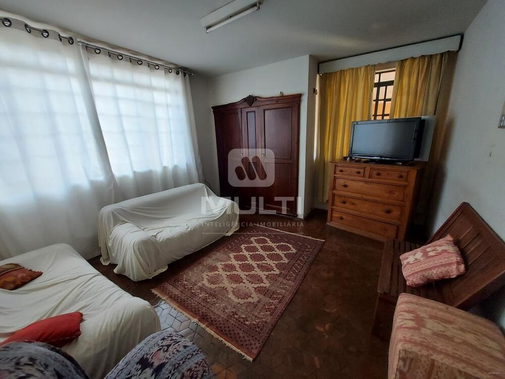 Casa, 8 quartos, 628 m² - Foto 12