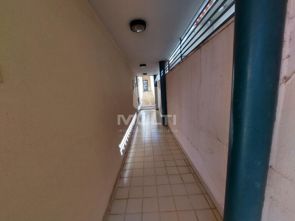 Casa, 8 quartos, 628 m² - Foto 2