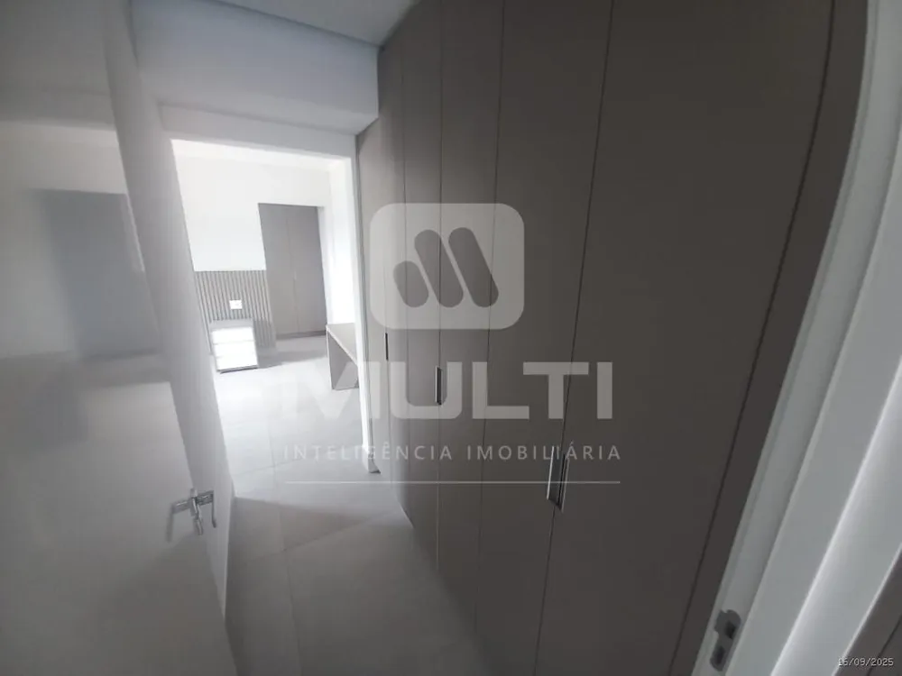 Apartamento, 4 quartos, 220 m² - Foto 2